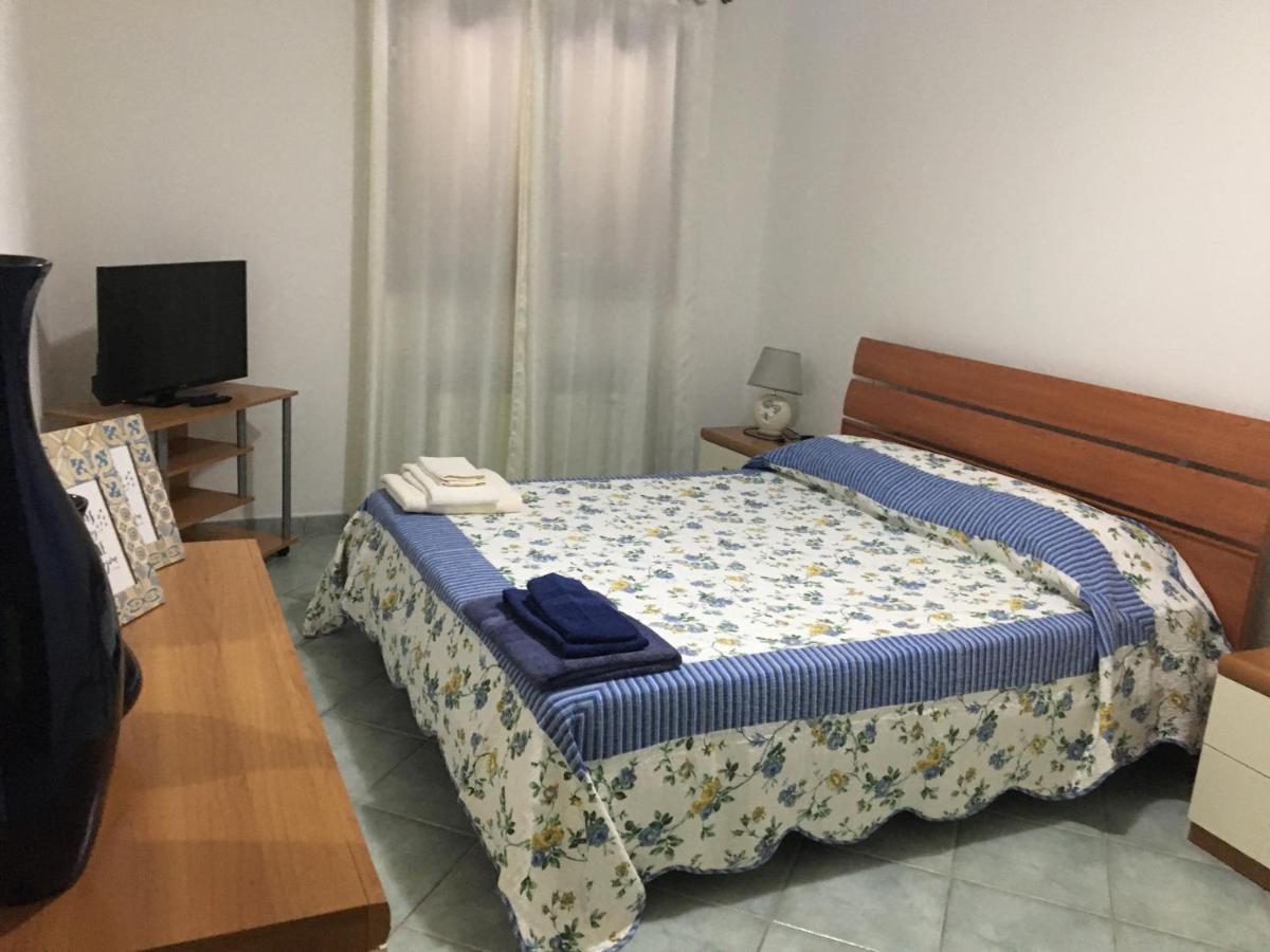 Taverna Appartement Arzachena Buitenkant foto